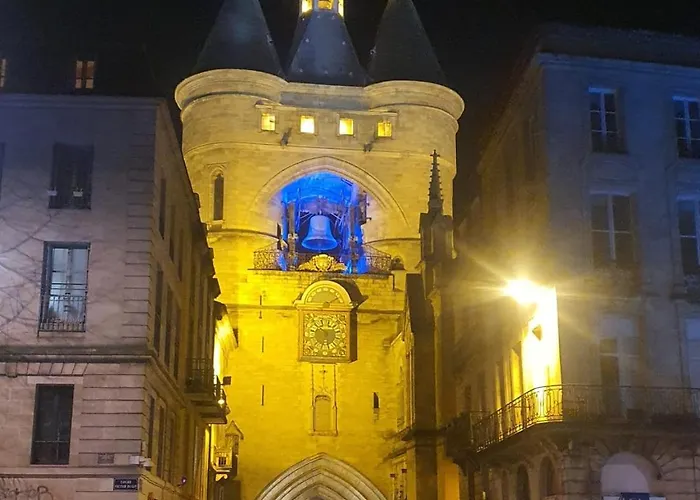 Little Saint Au Coeur Historique De דירה