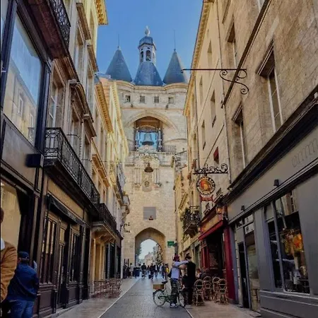 Little Saint Au Coeur Historique De Bordeaux